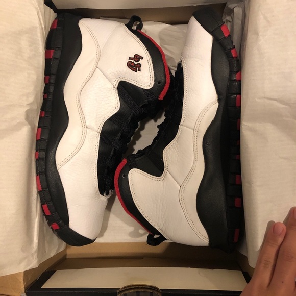 Air Jordan 10 ‘Chicago’ Size 7 youth - Picture 6 of 7